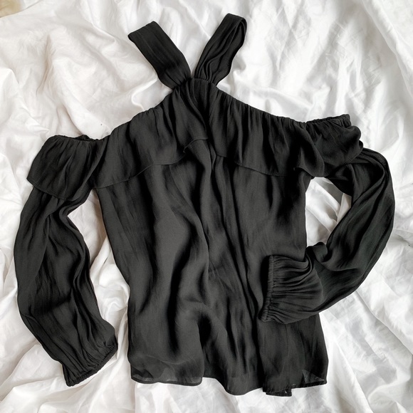 HOST PICK🌟🌟 LOFT Flowy Cold Shoulder Blouse NWT - Picture 3 of 8